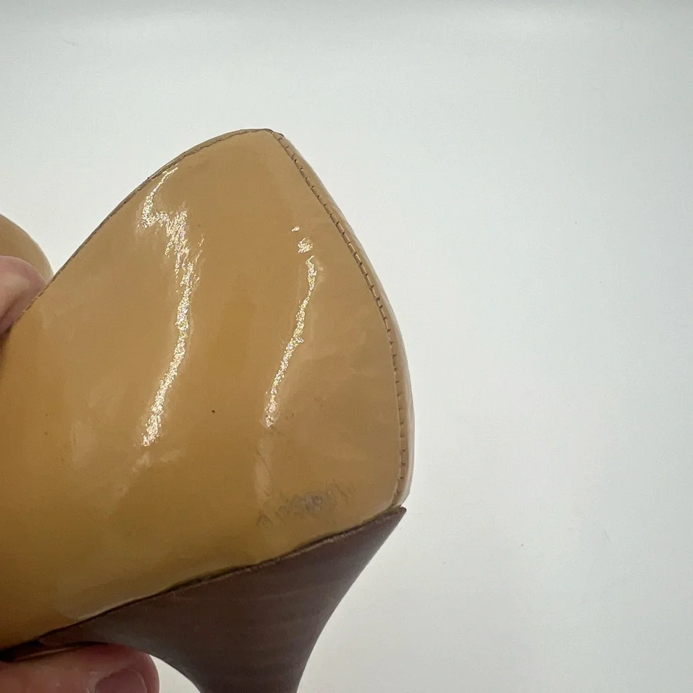 Tory Burch Women’s Open‎ Toe Patent Leather Heels Tan 10 Rounded Toe Peep Toe